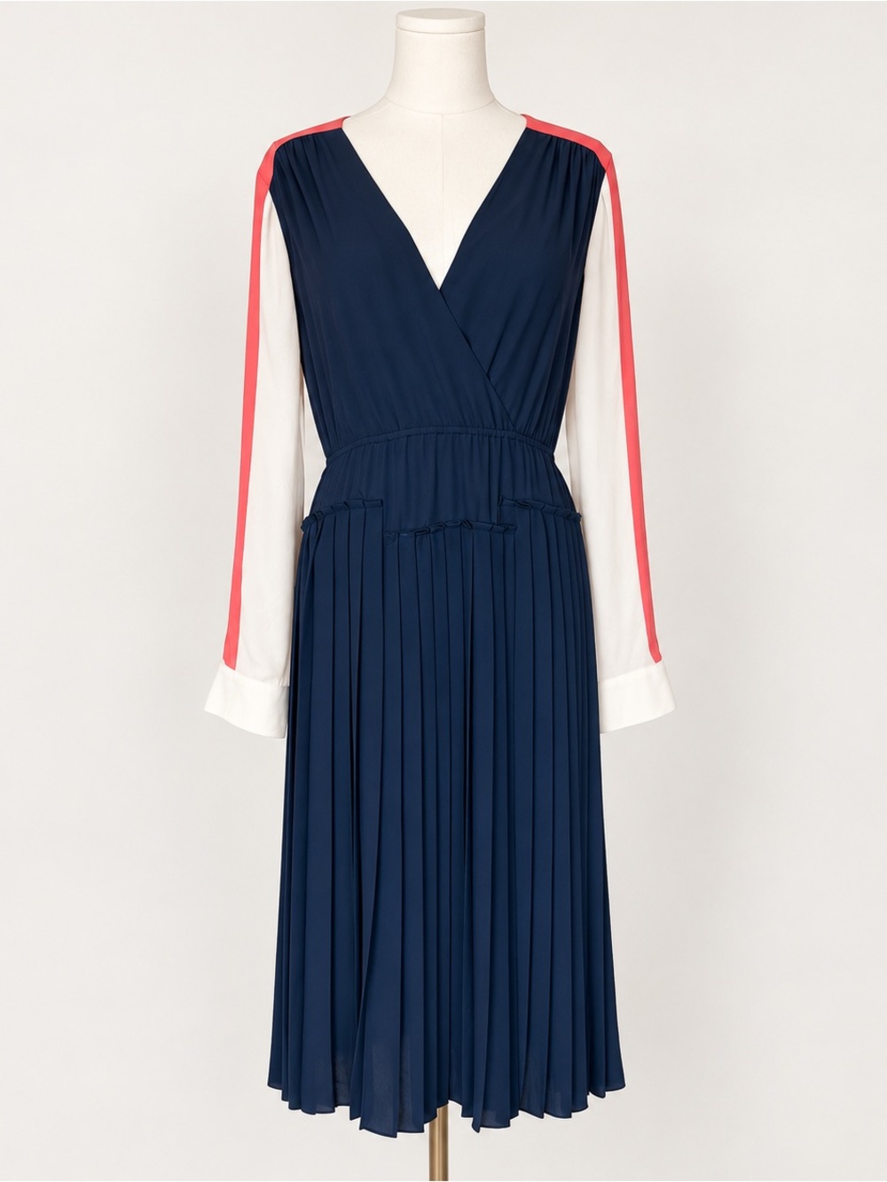 BCBGMAXAZRIA Size S Colorblock Pleated Midi Dress Navy Coral Cream